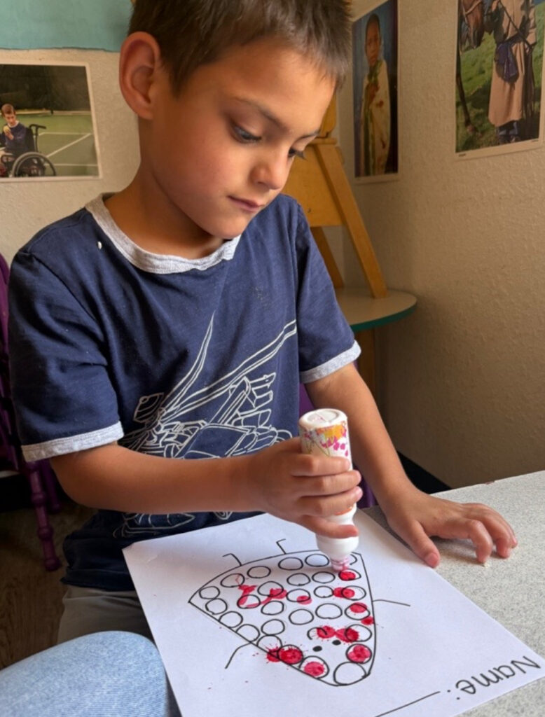 A child taking part in a therapy session with Yagel Therapy.